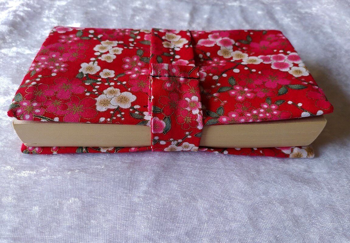 Etui livre manga Sakura