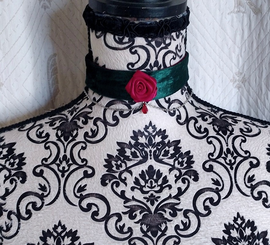 Ras de cou Poison Ivy 